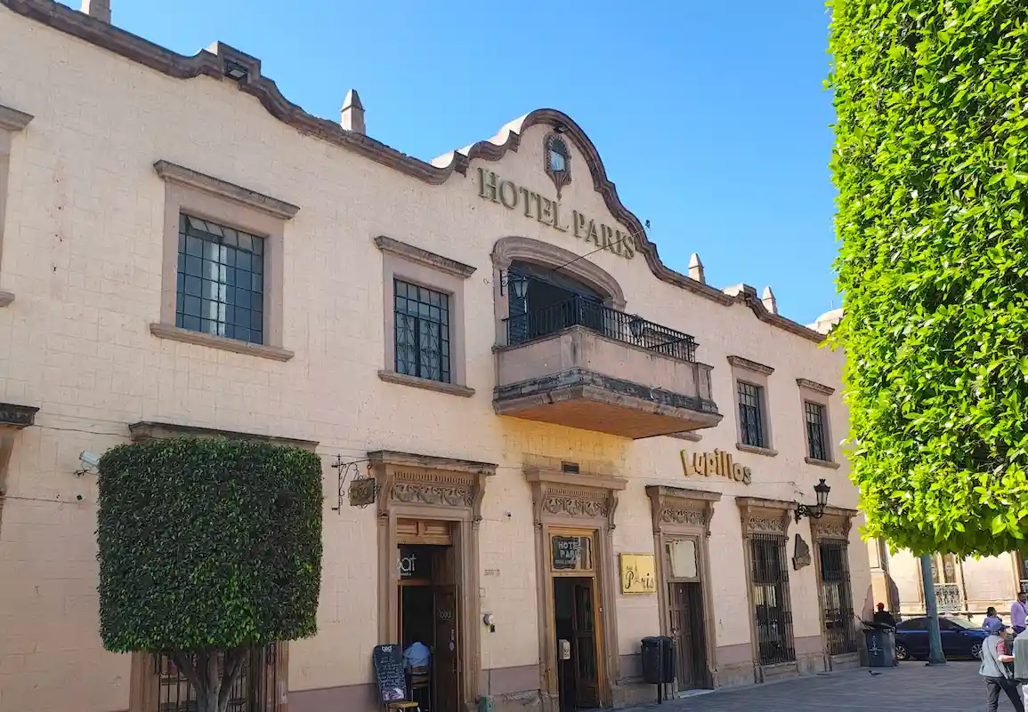 Hotel Paris